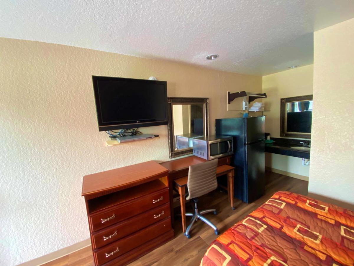 Economy Lodge Texas City Refinery Extérieur photo